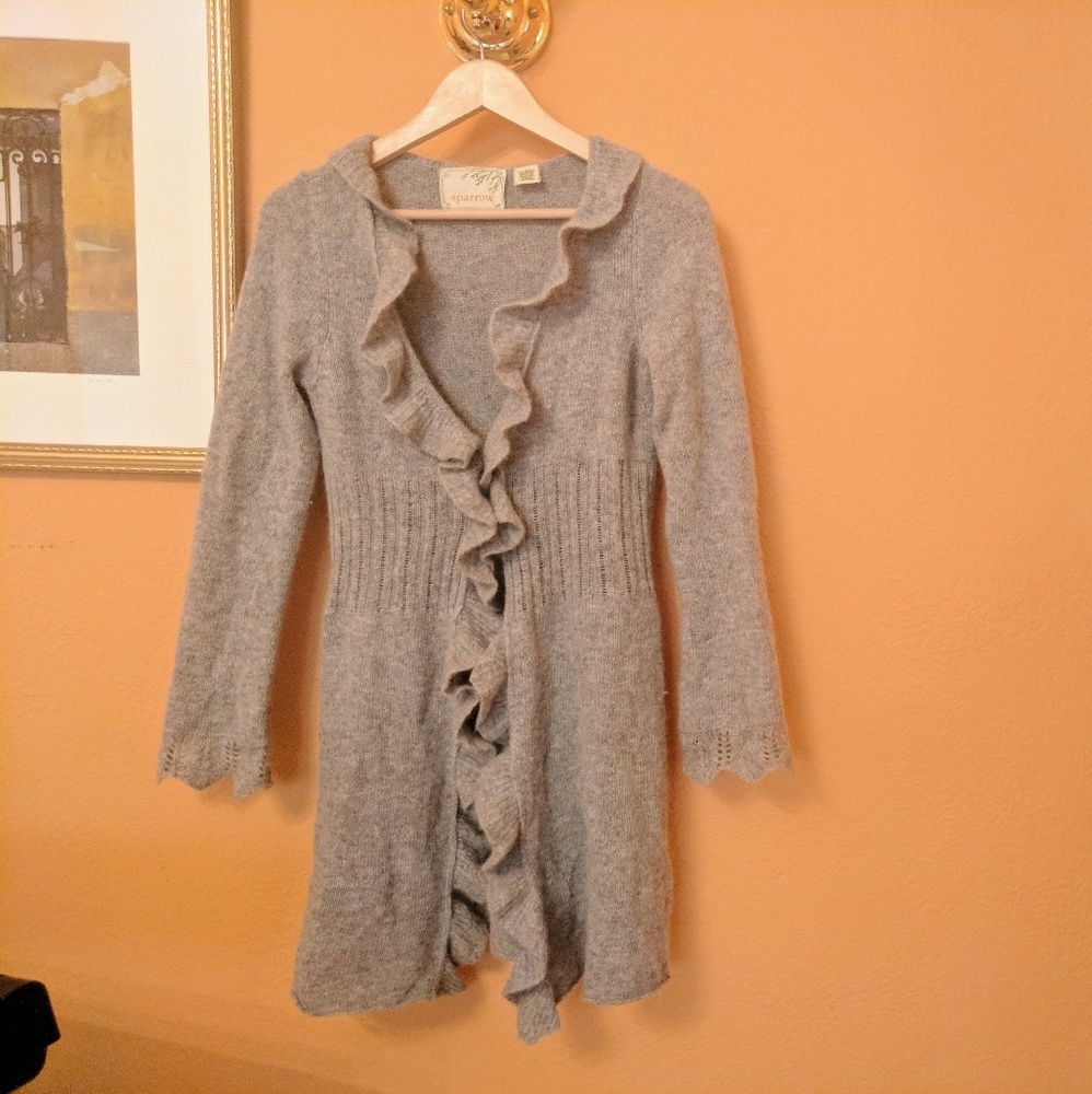 Adorable Athropologie Ruffle Lambs Wool Cardigan
